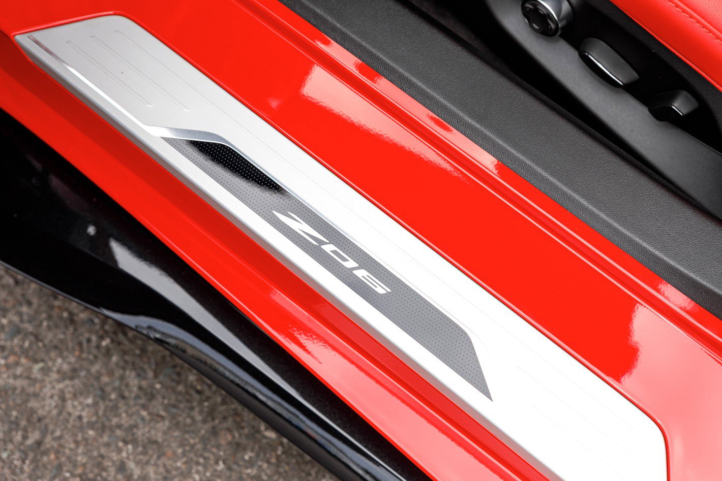 Used 2025 Chevrolet Corvette Z06 image 12