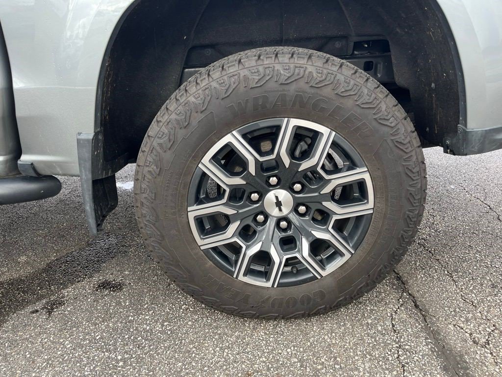 Certified 2024 Chevrolet Colorado Z71 w/ Z71 Convenience Package 2 image 29