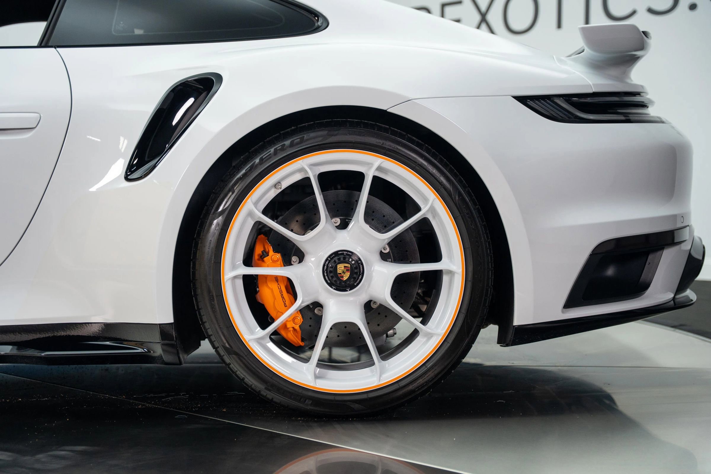 Used 2022 Porsche 911 Turbo S image 16