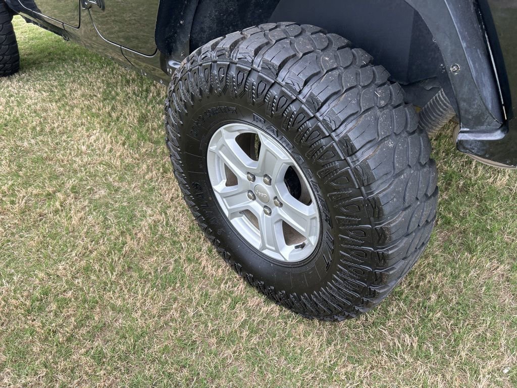 Used 2019 Jeep Wrangler Unlimited Sport S image 8