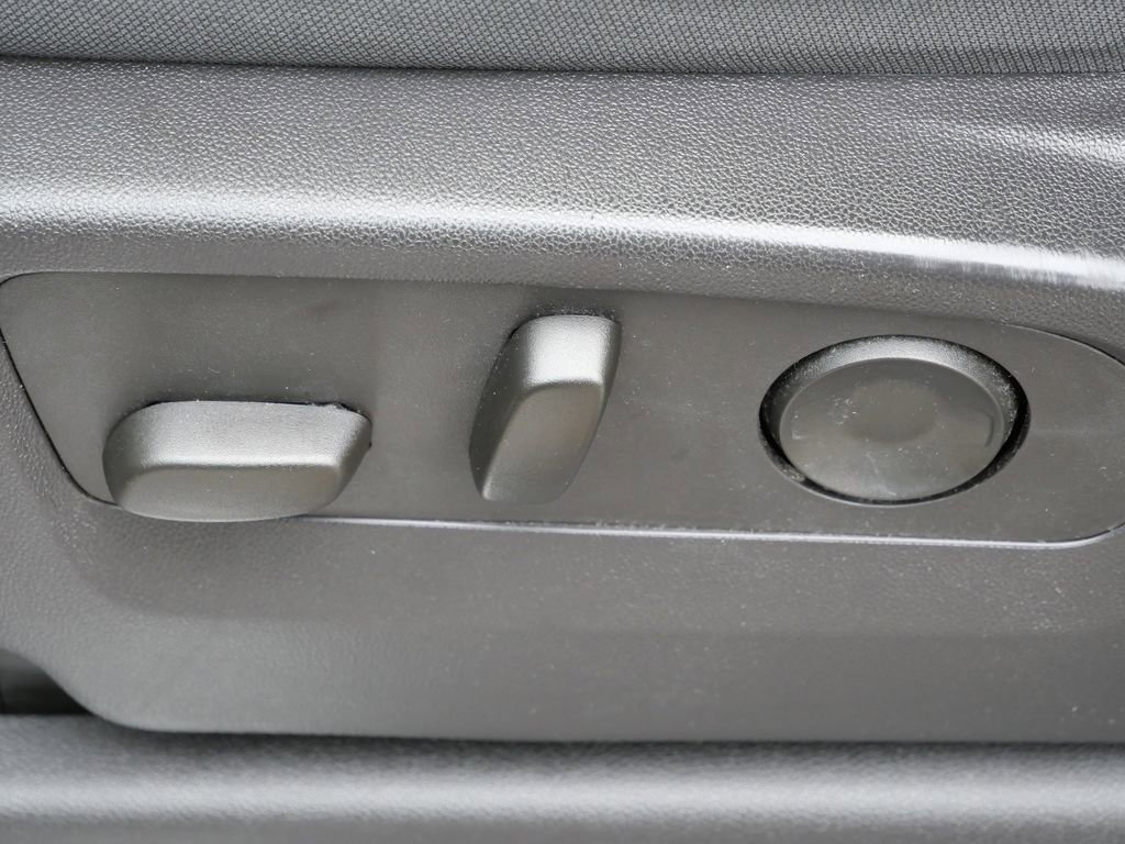 Used 2024 GMC Sierra 1500 Elevation image 35