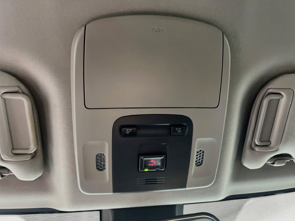 Used 2024 Toyota Camry SE FWD image 18