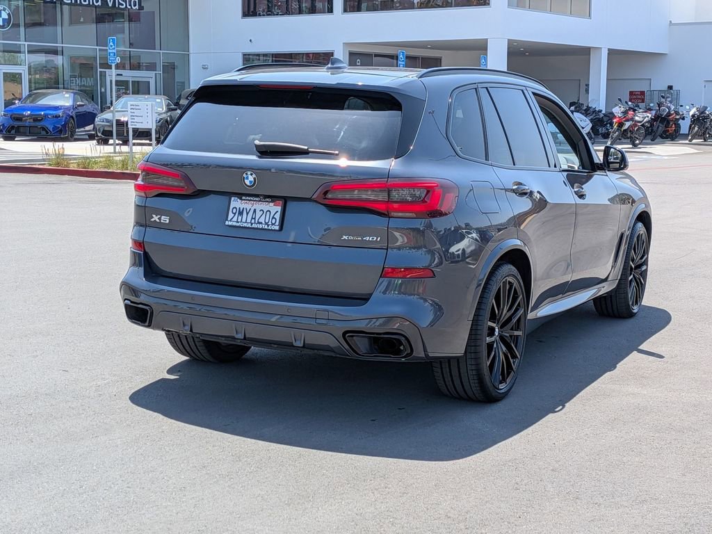 Used 2021 BMW X5 xDrive40i w/ M Sport Package AWD/4WD image 7