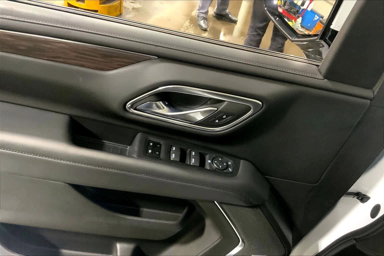 Used 2023 Chevrolet Tahoe Z71 AWD/4WD image 36