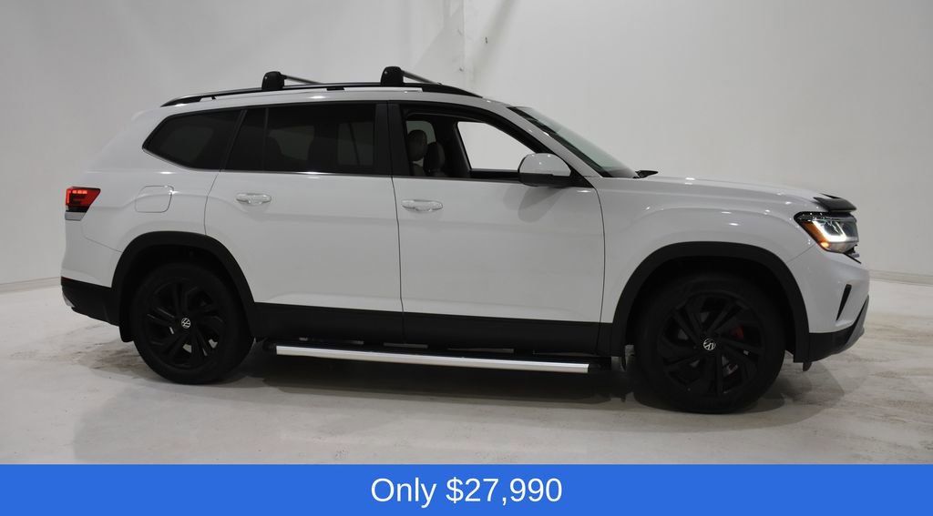Used 2023 Volkswagen Atlas SE image 3