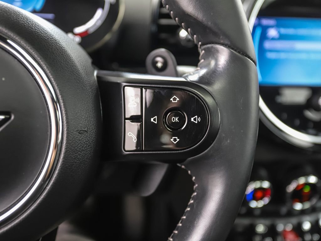 Used 2023 MINI Cooper Clubman S w/ Premium Package image 13