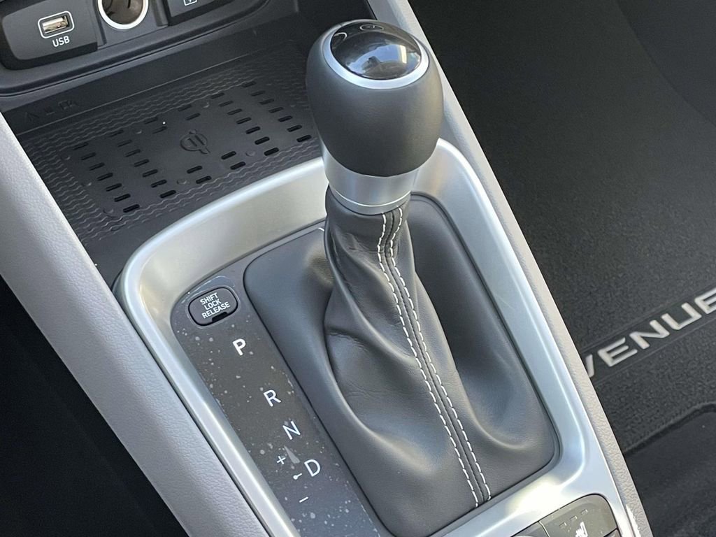 New 2026 Hyundai Venue SEL image 30