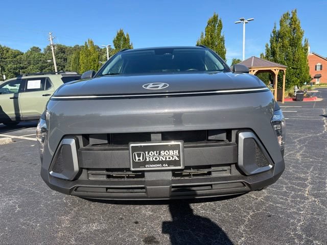 Used 2024 Hyundai Kona SEL AWD/4WD image 3