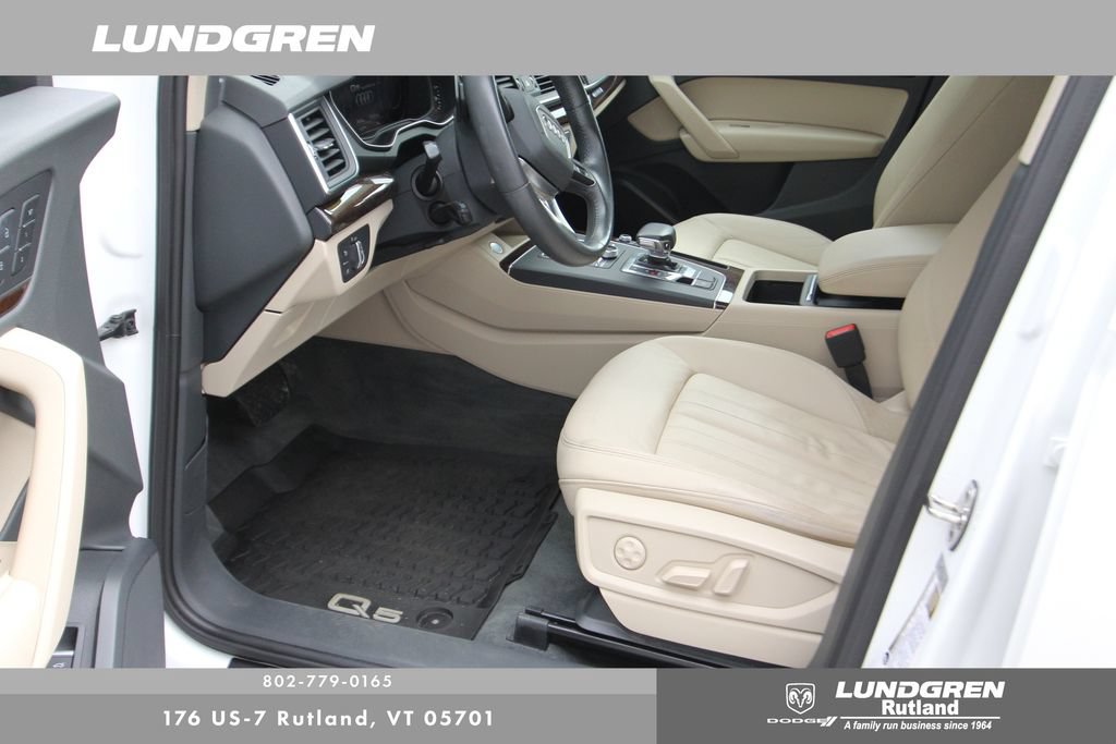 Used 2018 Audi Q5 Premium AWD/4WD image 16