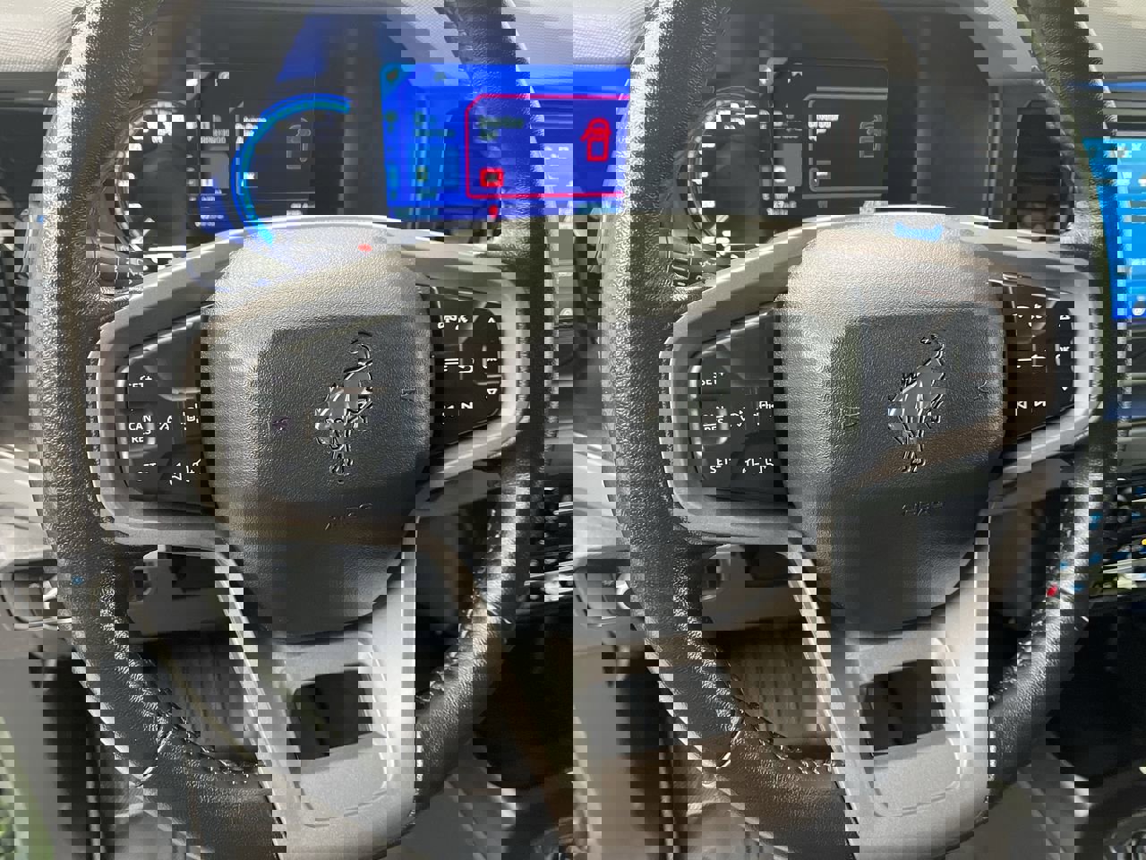 Certified 2023 Ford Bronco Black Diamond image 13