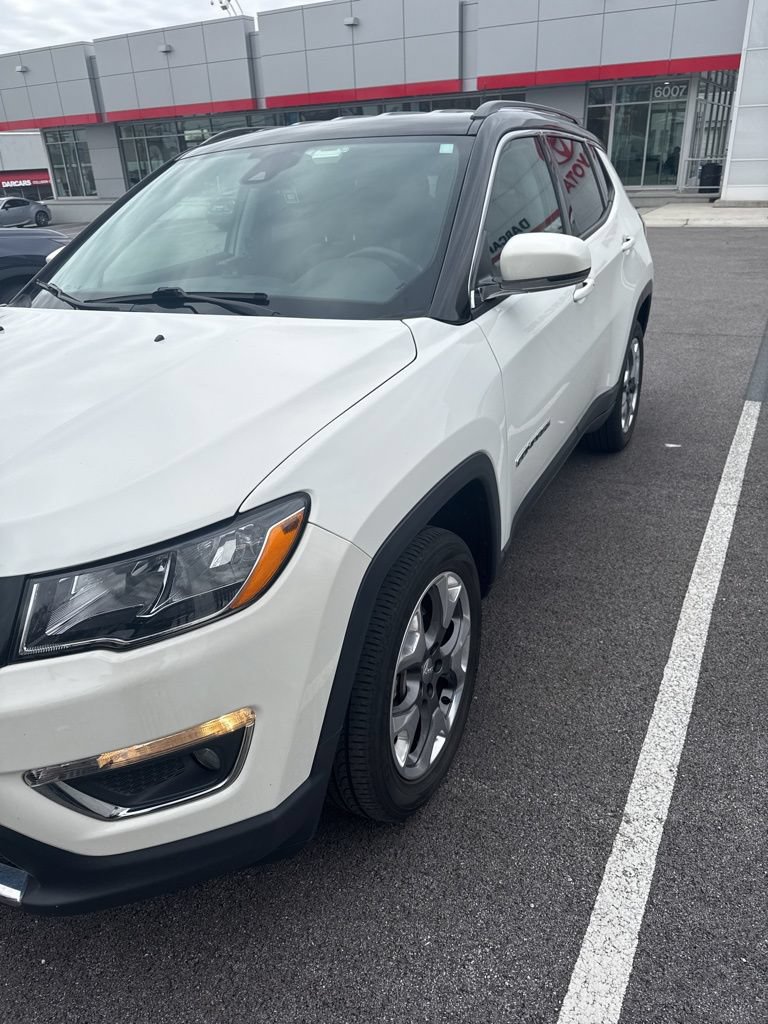 Used 2021 Jeep Compass Limited AWD/4WD image 3