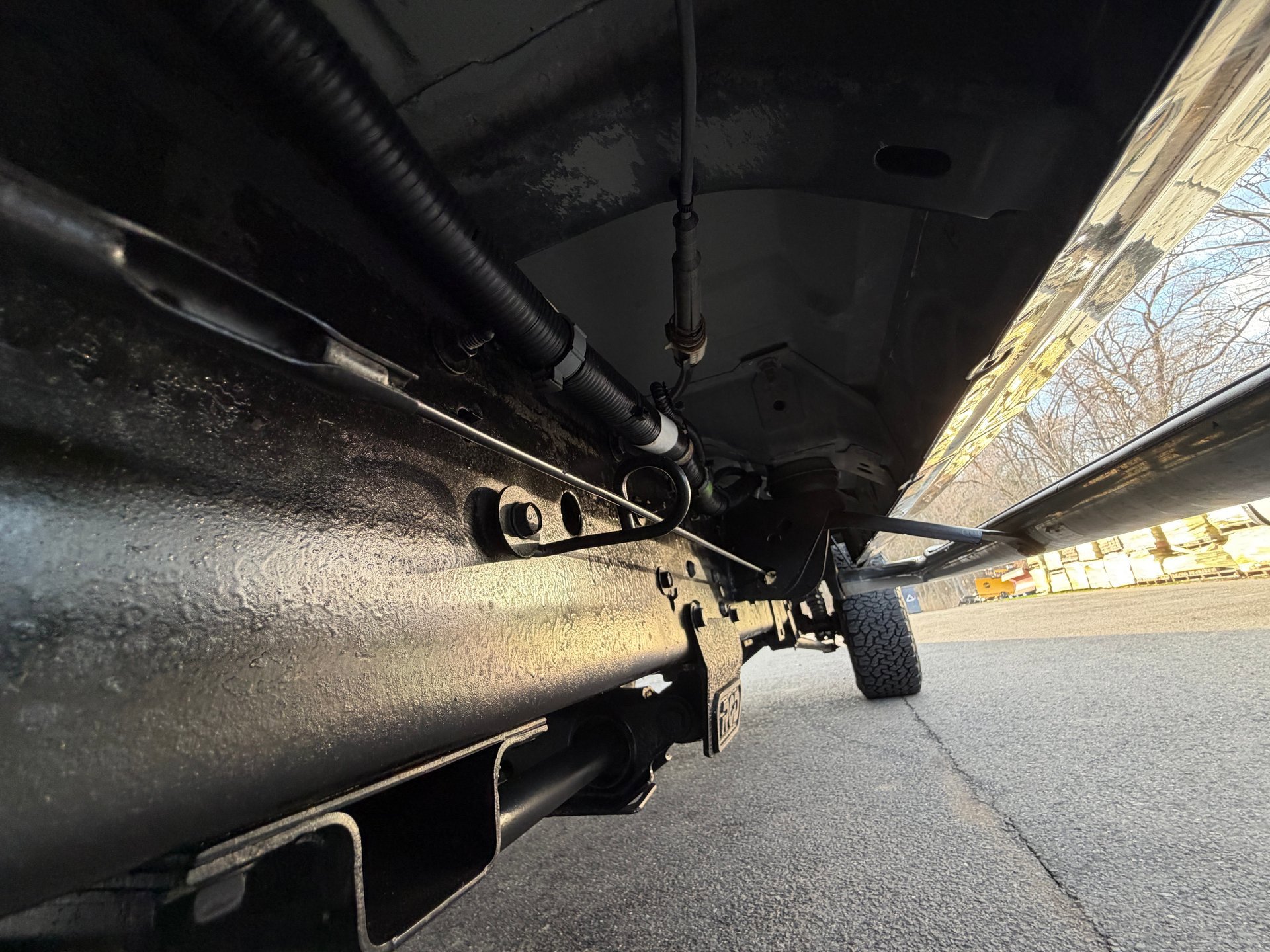 Used 2005 GMC Sierra 3500 SLT w/ Heavy-Duty Power Package image 22