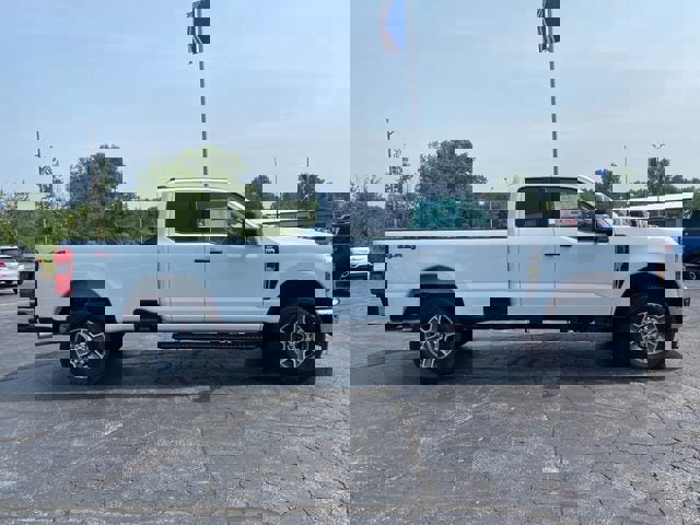 New 2025 Ford F350 XLT w/ 360-Degree Camera Package image 6