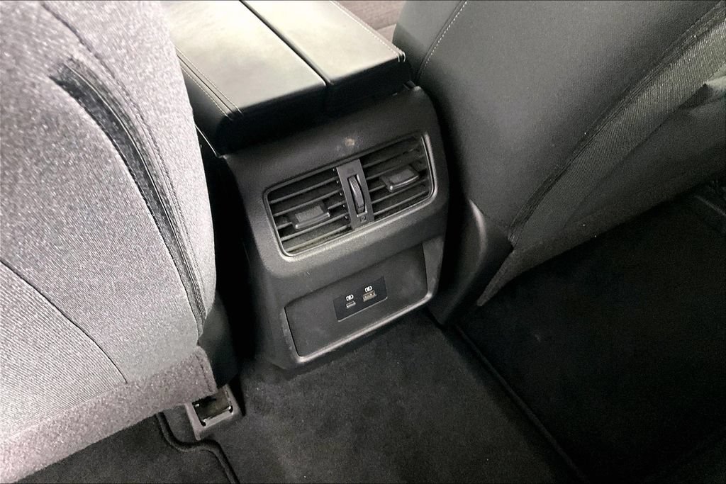 Used 2023 Nissan Rogue SV AWD/4WD image 34