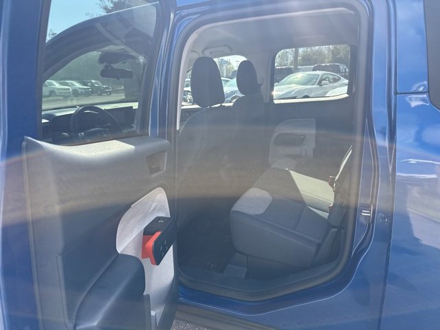 Certified 2024 Ford Maverick XLT image 13