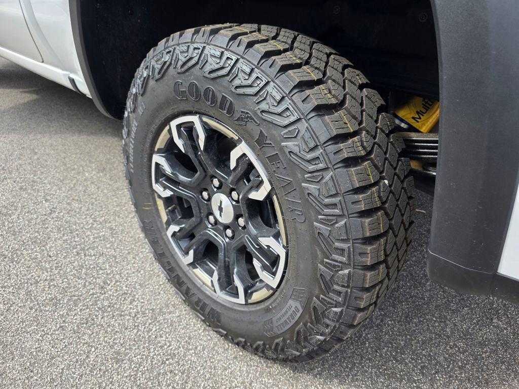 New 2026 Chevrolet Silverado 1500 ZR2 image 27