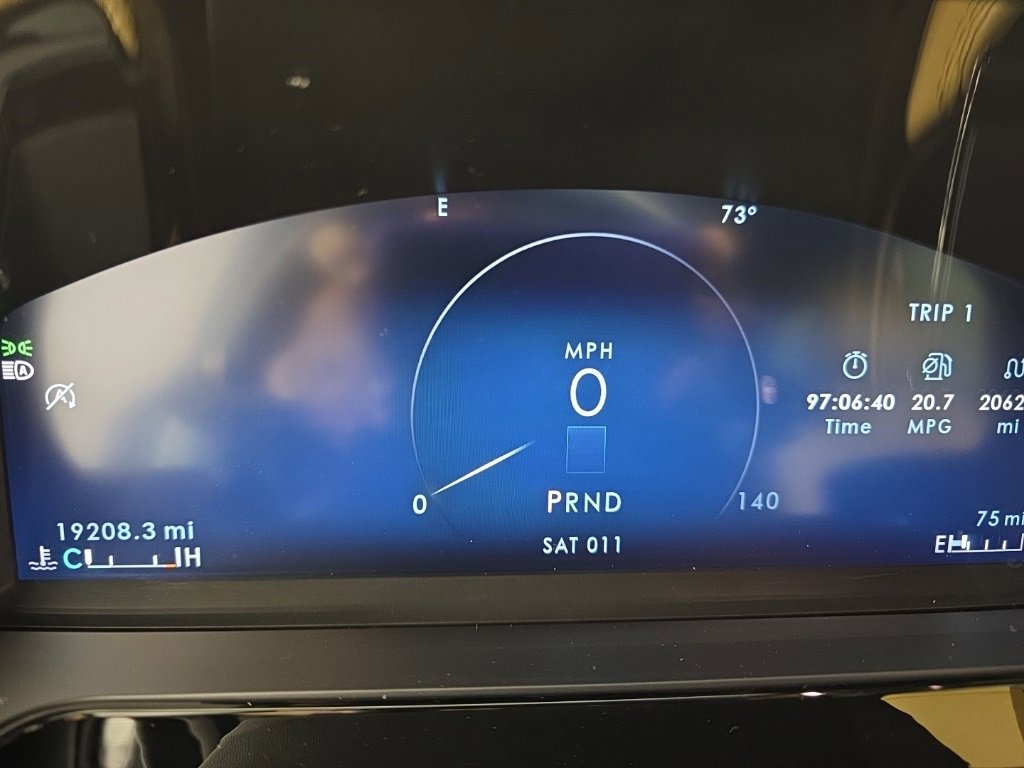 Used 2023 Lincoln Corsair Reserve w/ Equipment Group 201A image 17