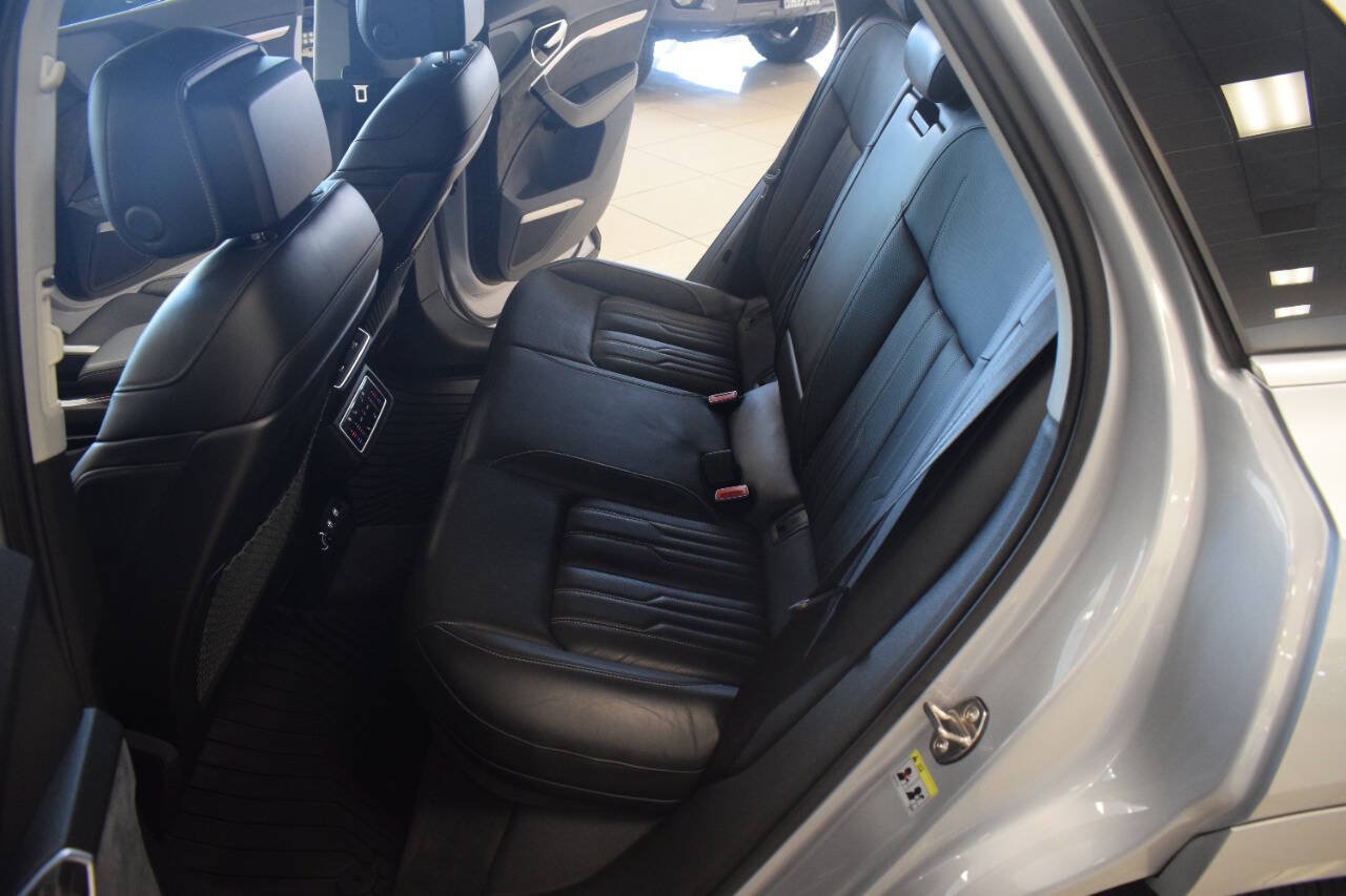 Used 2019 Audi e-tron Prestige w/ Prestige Package AWD/4WD image 61