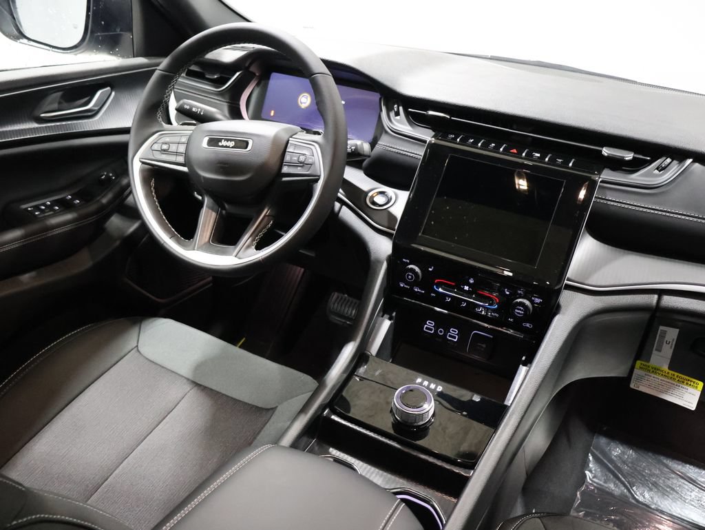 New 2026 Jeep Grand Cherokee Laredo X AWD/4WD image 18