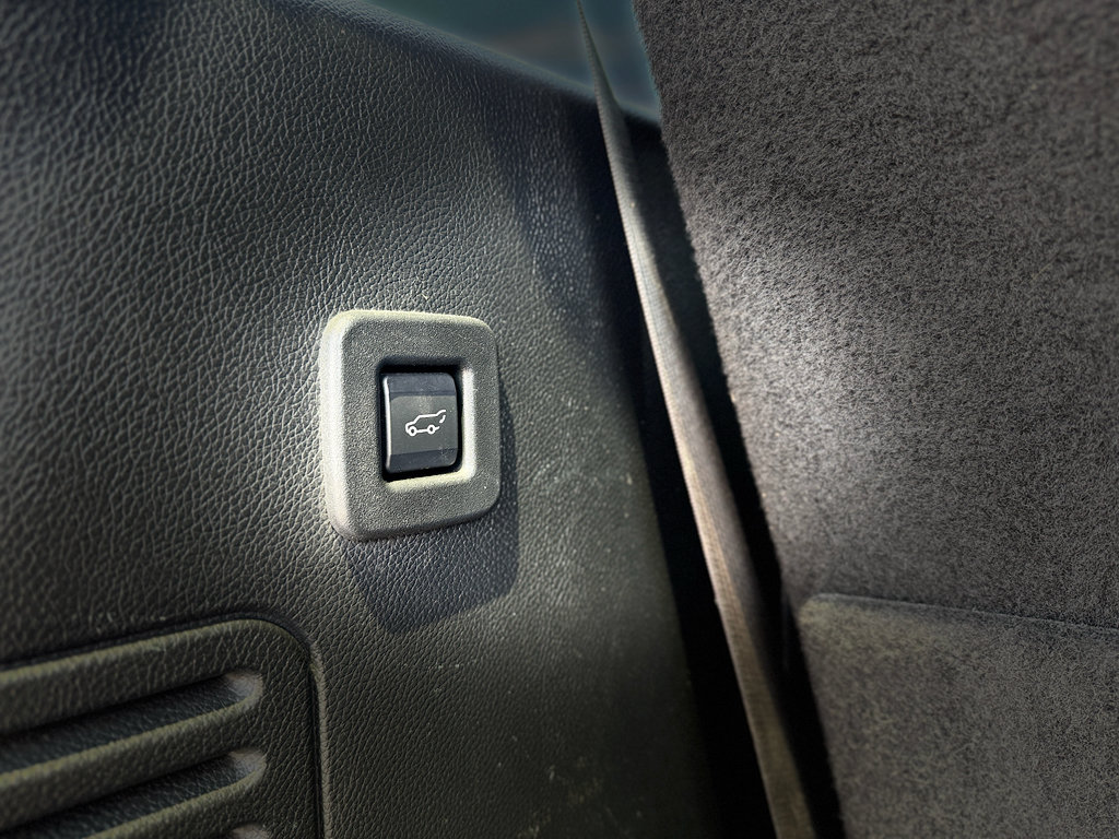 Used 2016 Lincoln Navigator Reserve AWD/4WD image 37
