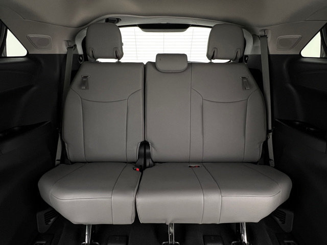 Used 2025 Toyota Sienna XLE w/ XLE Plus Package AWD/4WD image 17