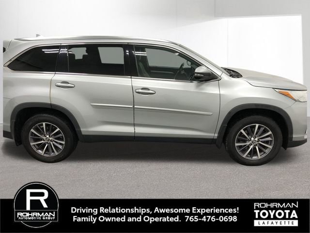 Used 2019 Toyota Highlander XLE image 8