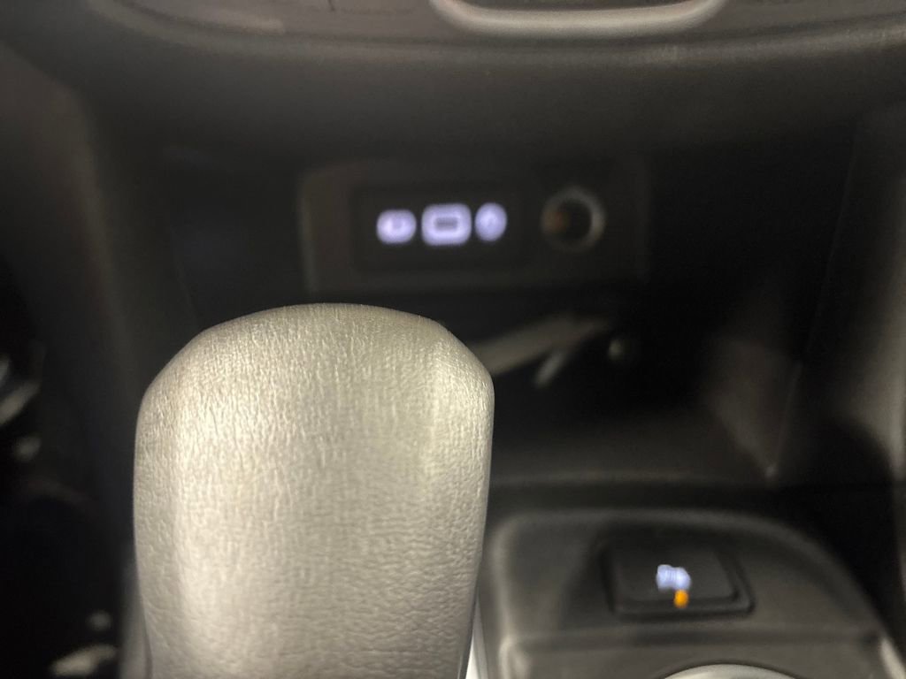 Used 2022 Chevrolet Equinox LT image 23