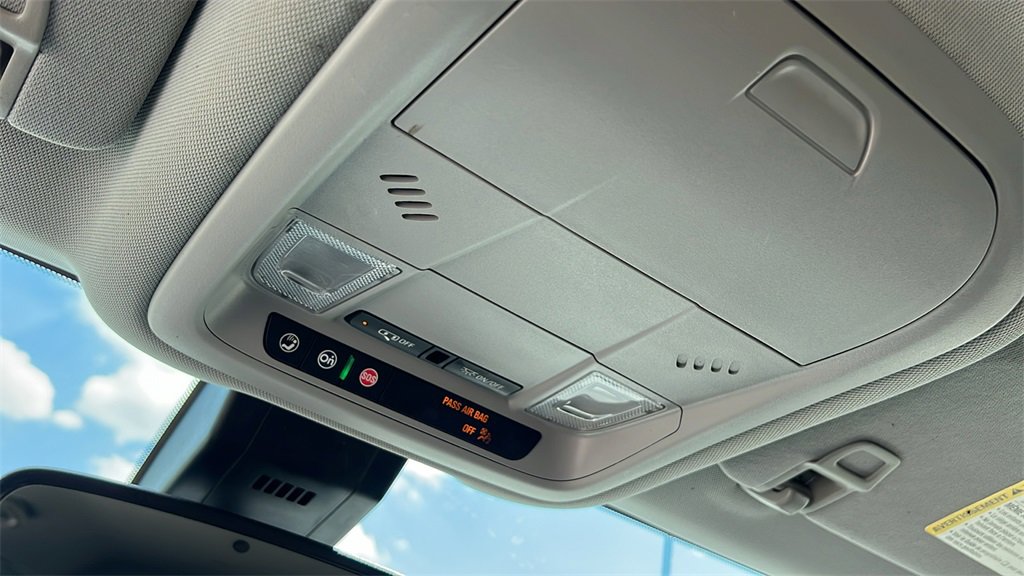 Used 2020 GMC Terrain SLE image 23