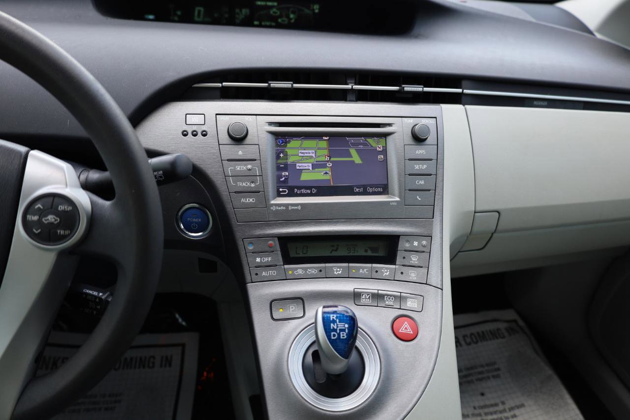 Used 2012 Toyota Prius Three FWD image 9