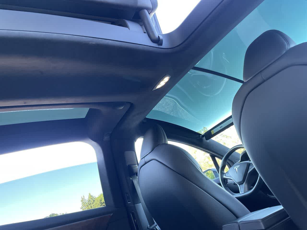 Used 2020 Tesla Model X Long Range AWD/4WD image 29