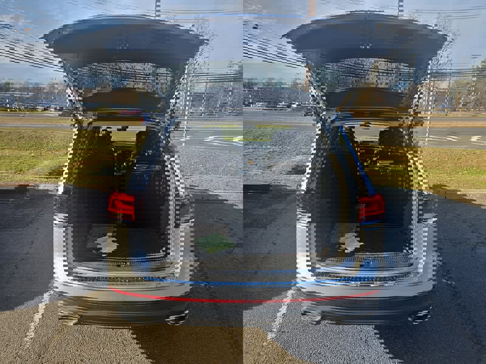 Used 2022 Volkswagen Atlas SE image 9