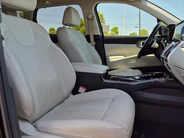 Used 2023 Kia Sorento SX Prestige w/ Panoramic Sunroof Package AWD/4WD image 26