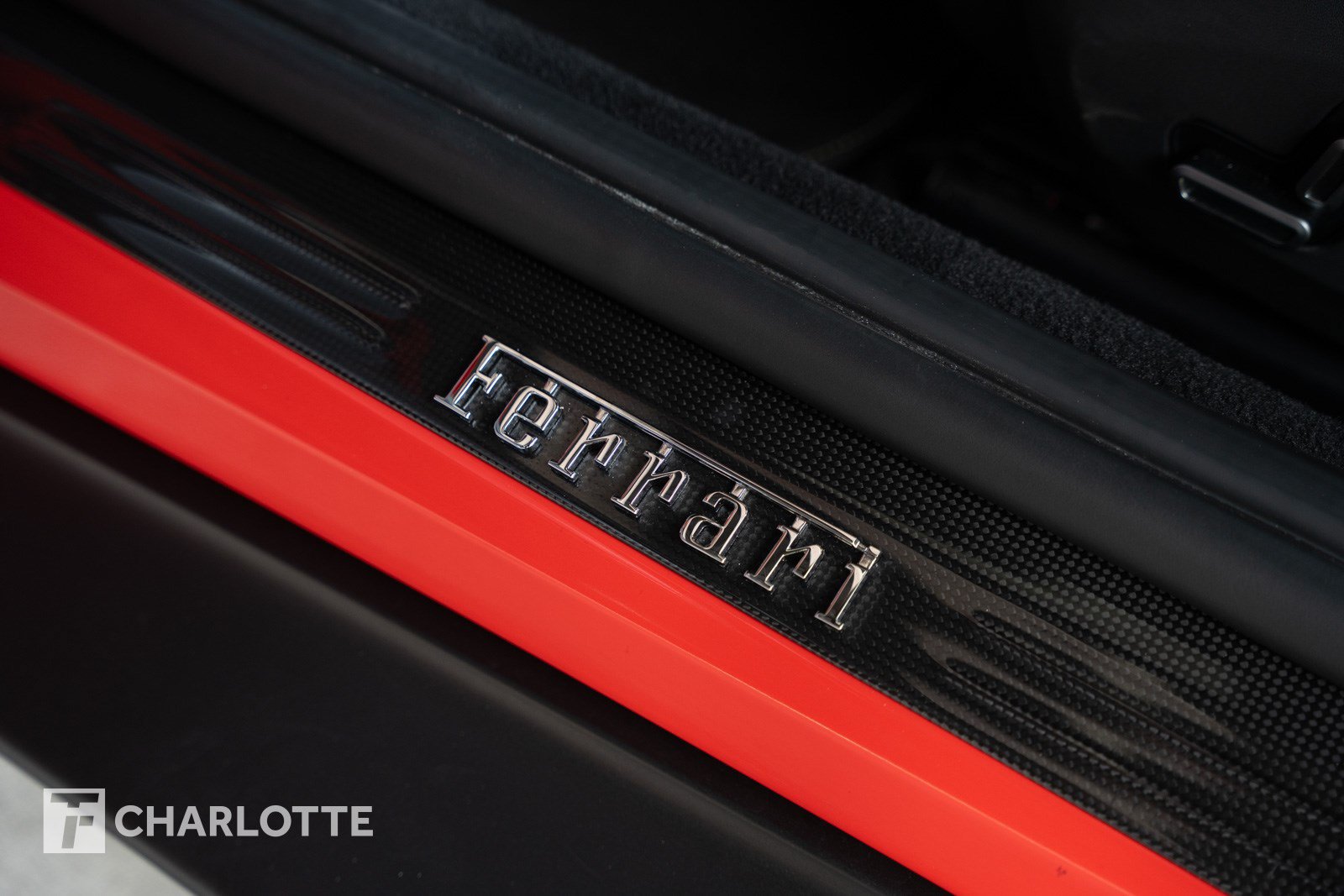 Used 2024 Ferrari Roma Spider RWD image 21