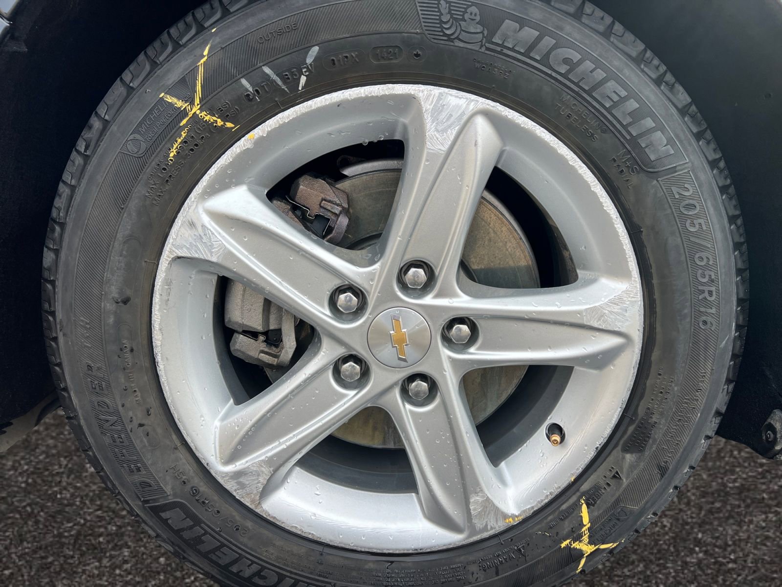 Used 2022 Chevrolet Malibu LS FWD image 14