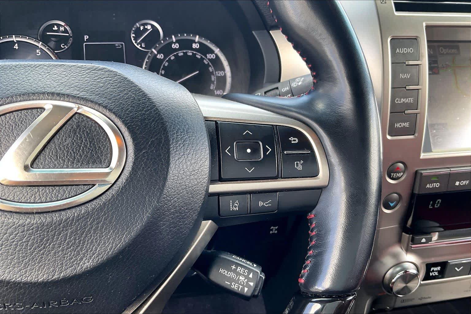 Used 2021 Lexus GX 460 Luxury w/ Off Road Package AWD/4WD image 22