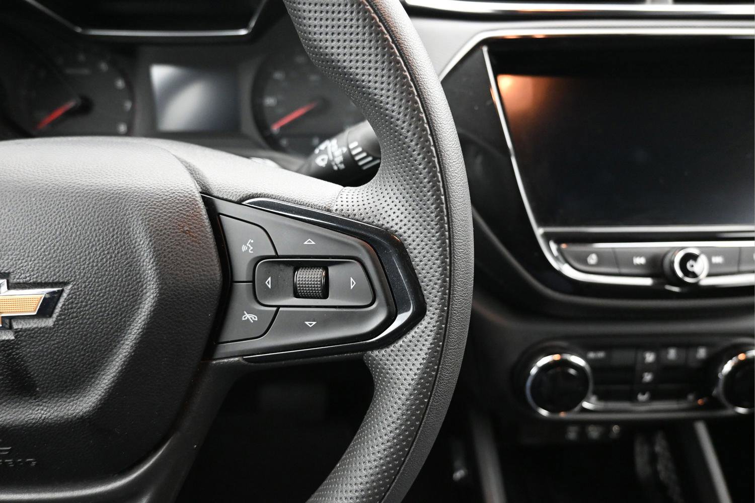 Used 2023 Chevrolet TrailBlazer LT w/ Convenience Package image 15