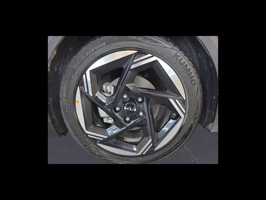 Used 2025 Kia K4 EX FWD image 10