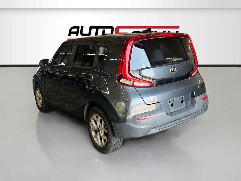 Used 2020 Kia Soul S FWD image 5