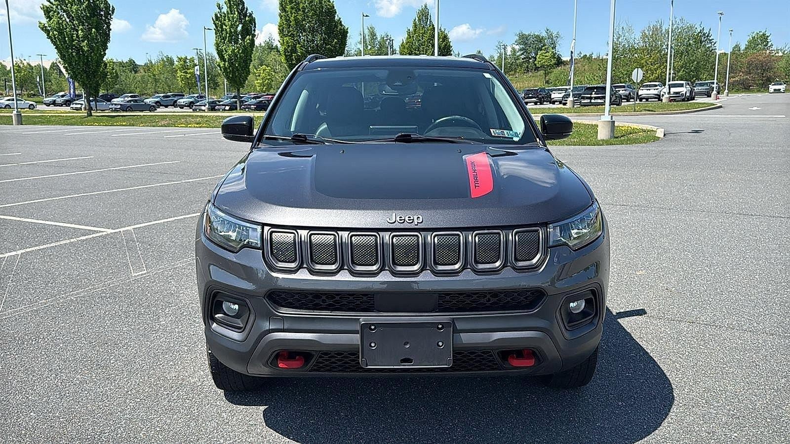 Used 2022 Jeep Compass Trailhawk w/ Trailhawk Convenience Group AWD/4WD image 15