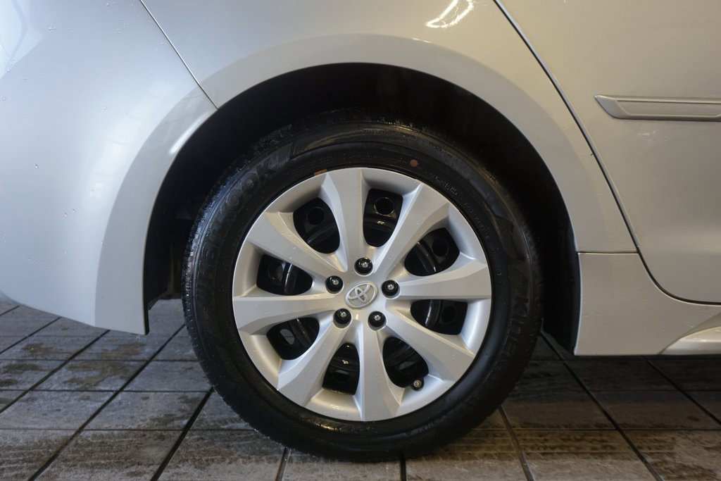 Used 2022 Toyota Corolla LE image 21