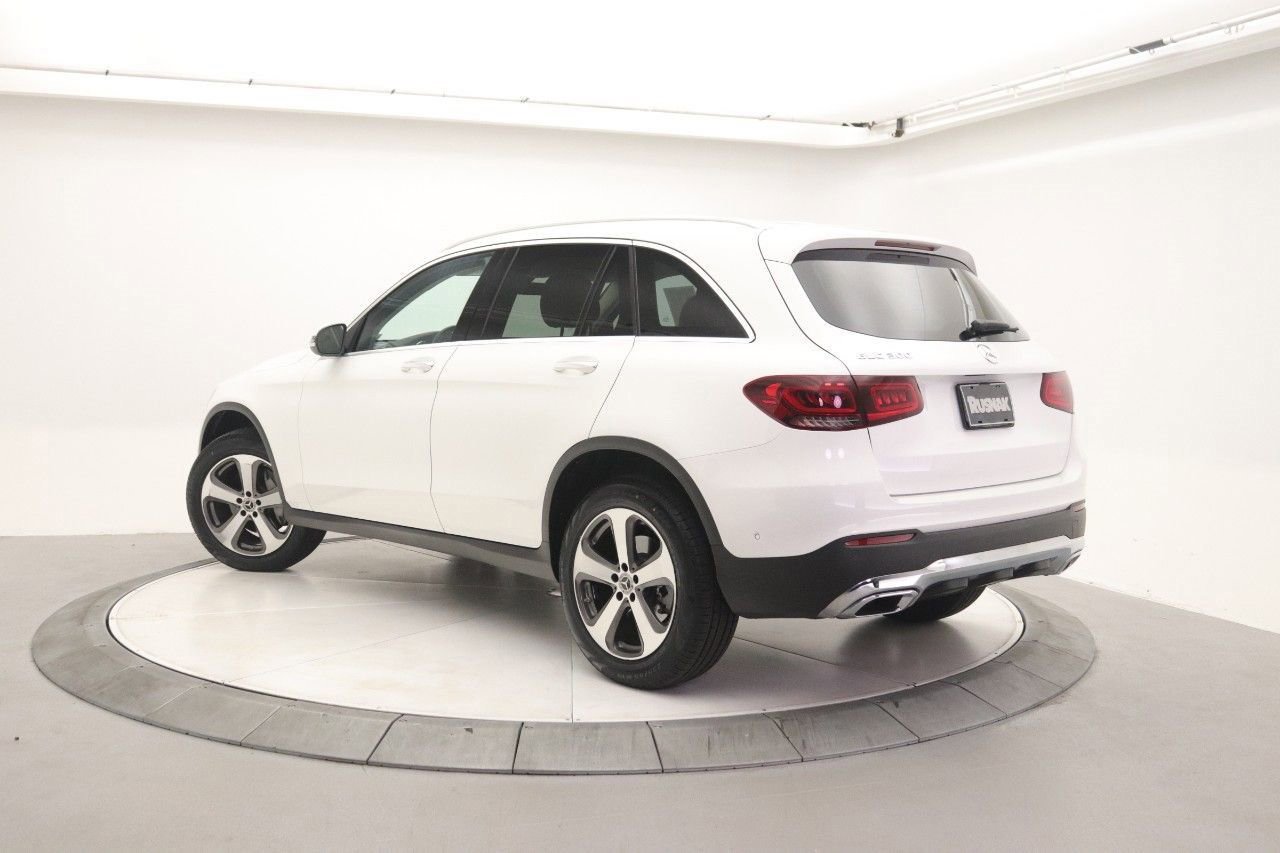 Certified 2022 Mercedes-Benz GLC 300 image 2