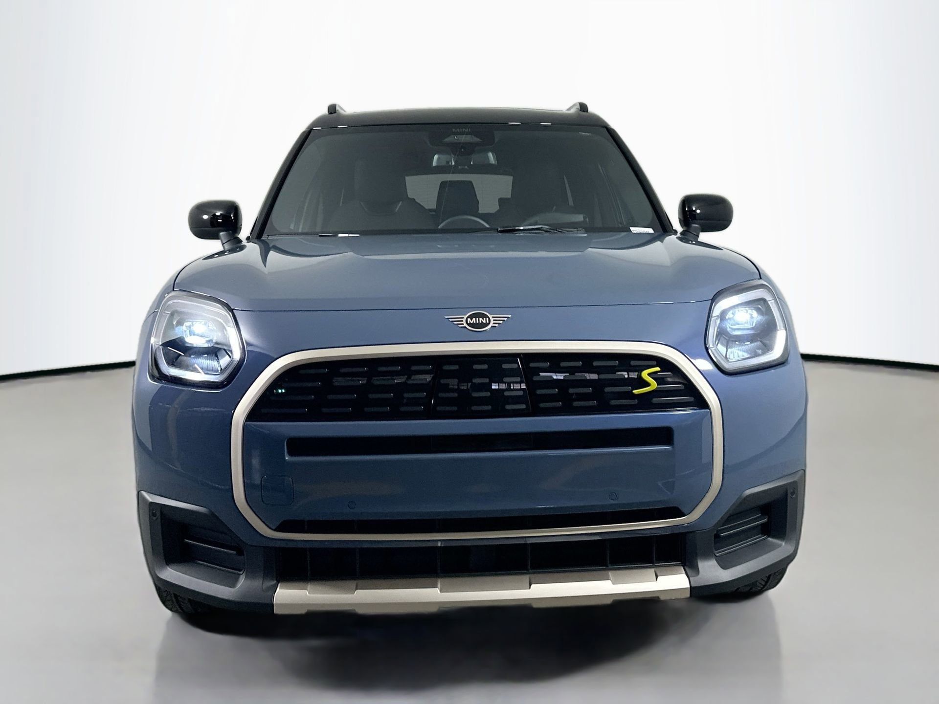 New 2026 MINI Cooper Countryman SE image 2