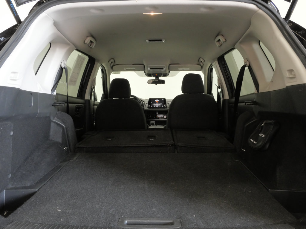 Used 2024 Nissan Rogue S AWD/4WD image 27