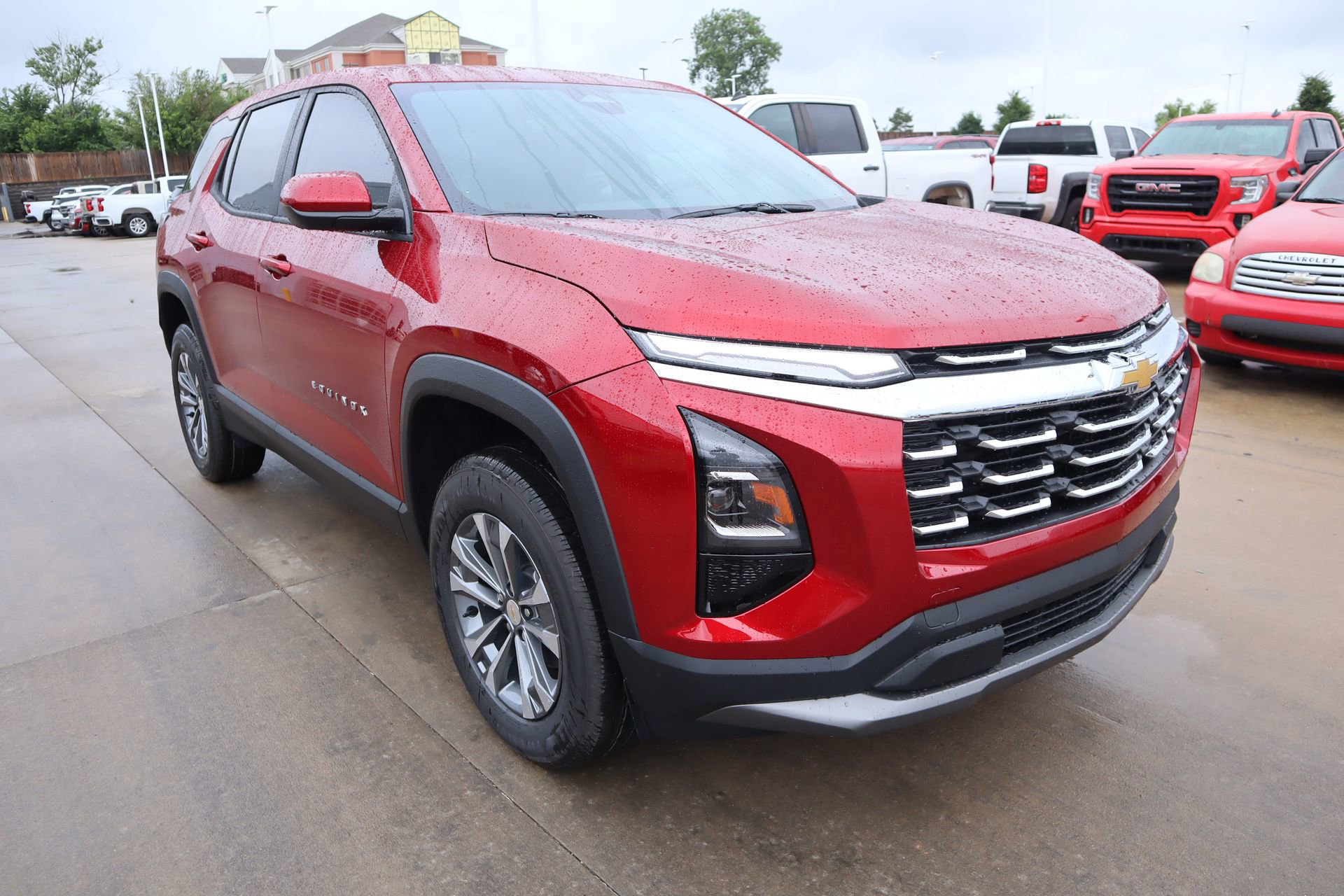New 2026 Chevrolet Equinox LT w/ Convenience Package II FWD image 1