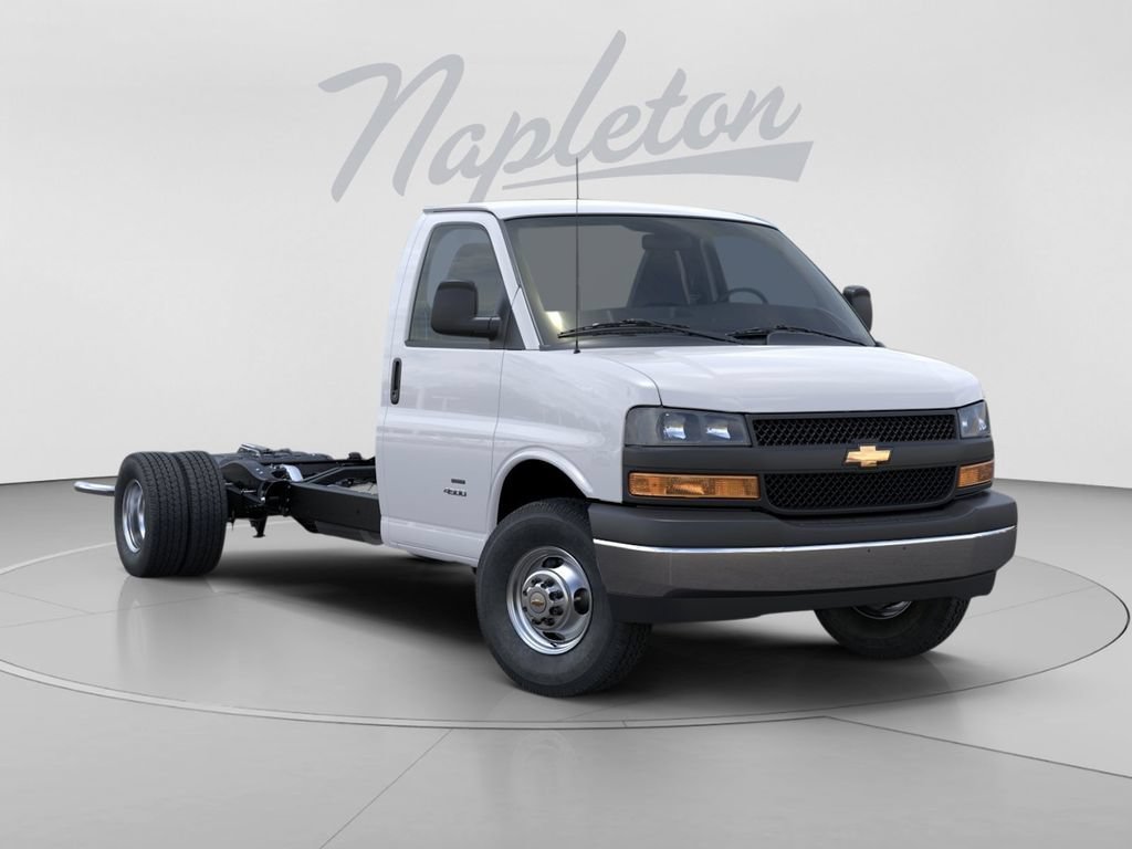 New 2026 Chevrolet Express 3500 w/ Power Convenience Package RWD image 2