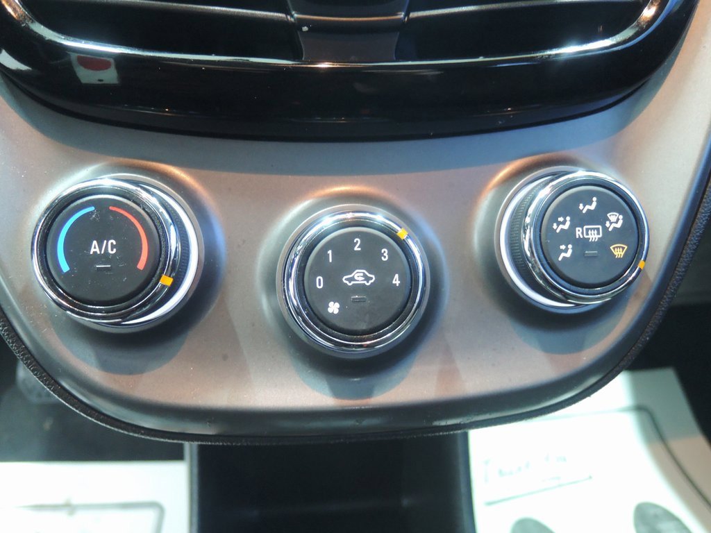 Used 2022 Chevrolet Spark LT image 18