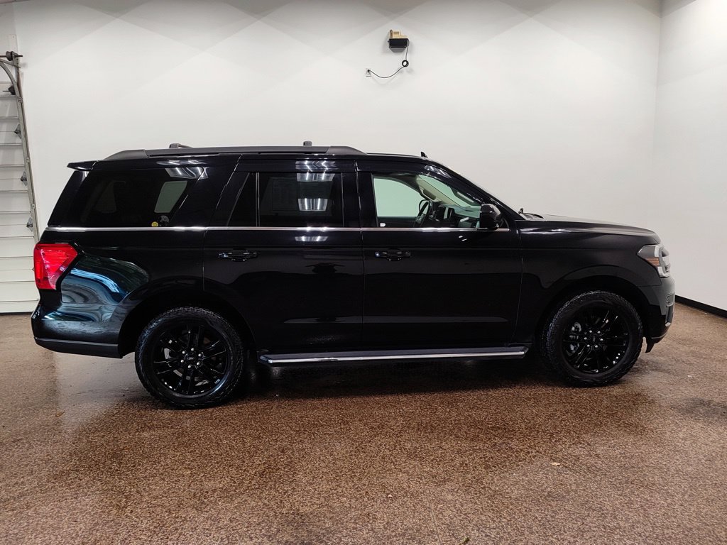 Used 2022 Ford Expedition XLT AWD/4WD image 7