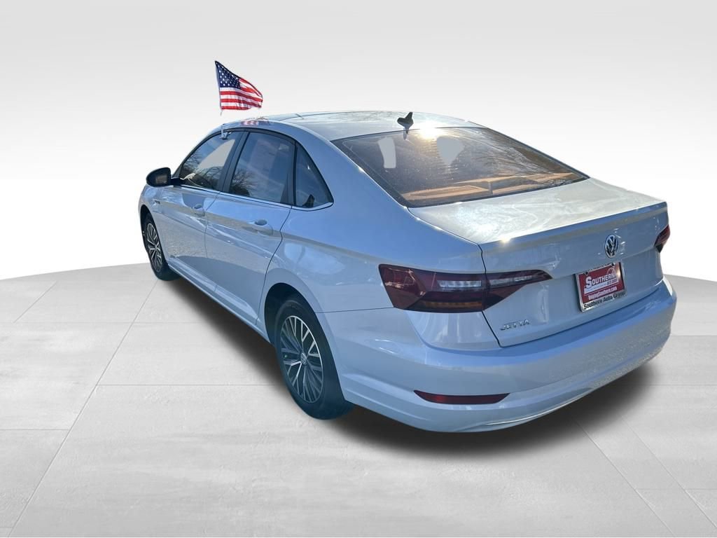 Used 2019 Volkswagen Jetta SEL image 3