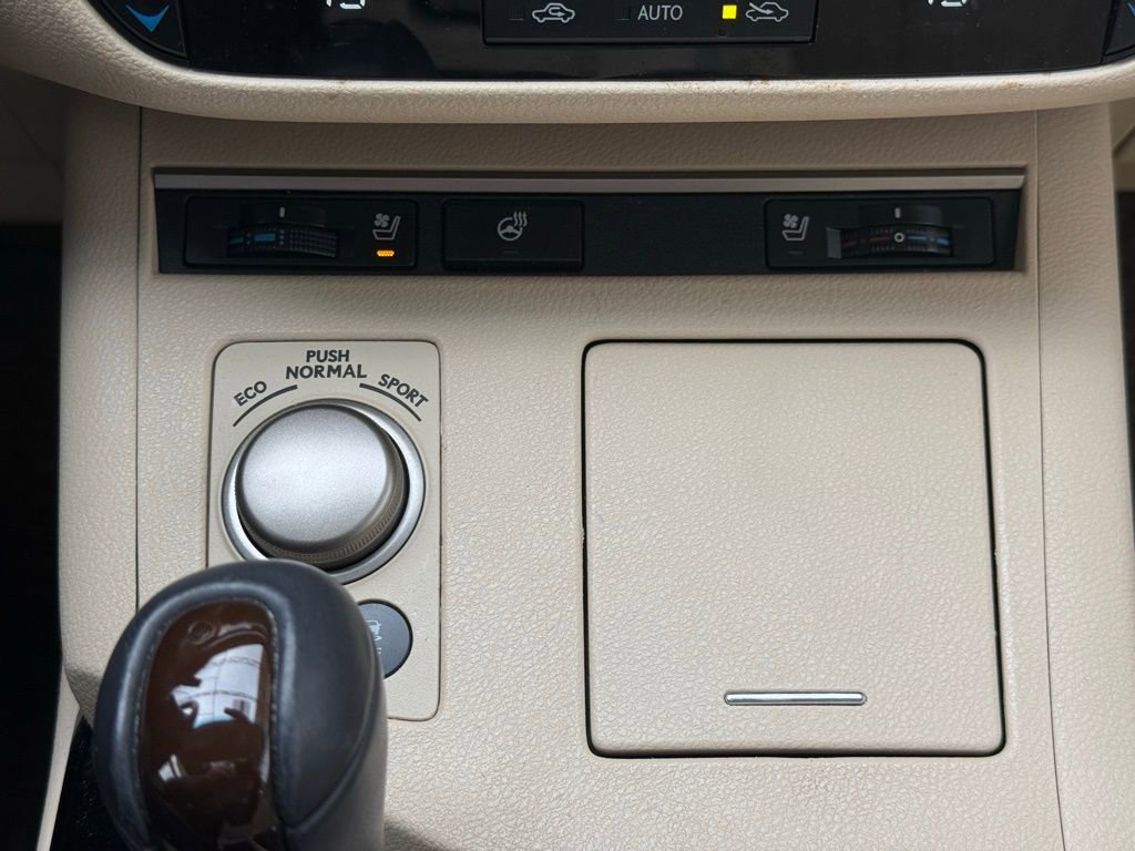 Used 2015 Lexus ES 350 350 w/ Premium Package image 13