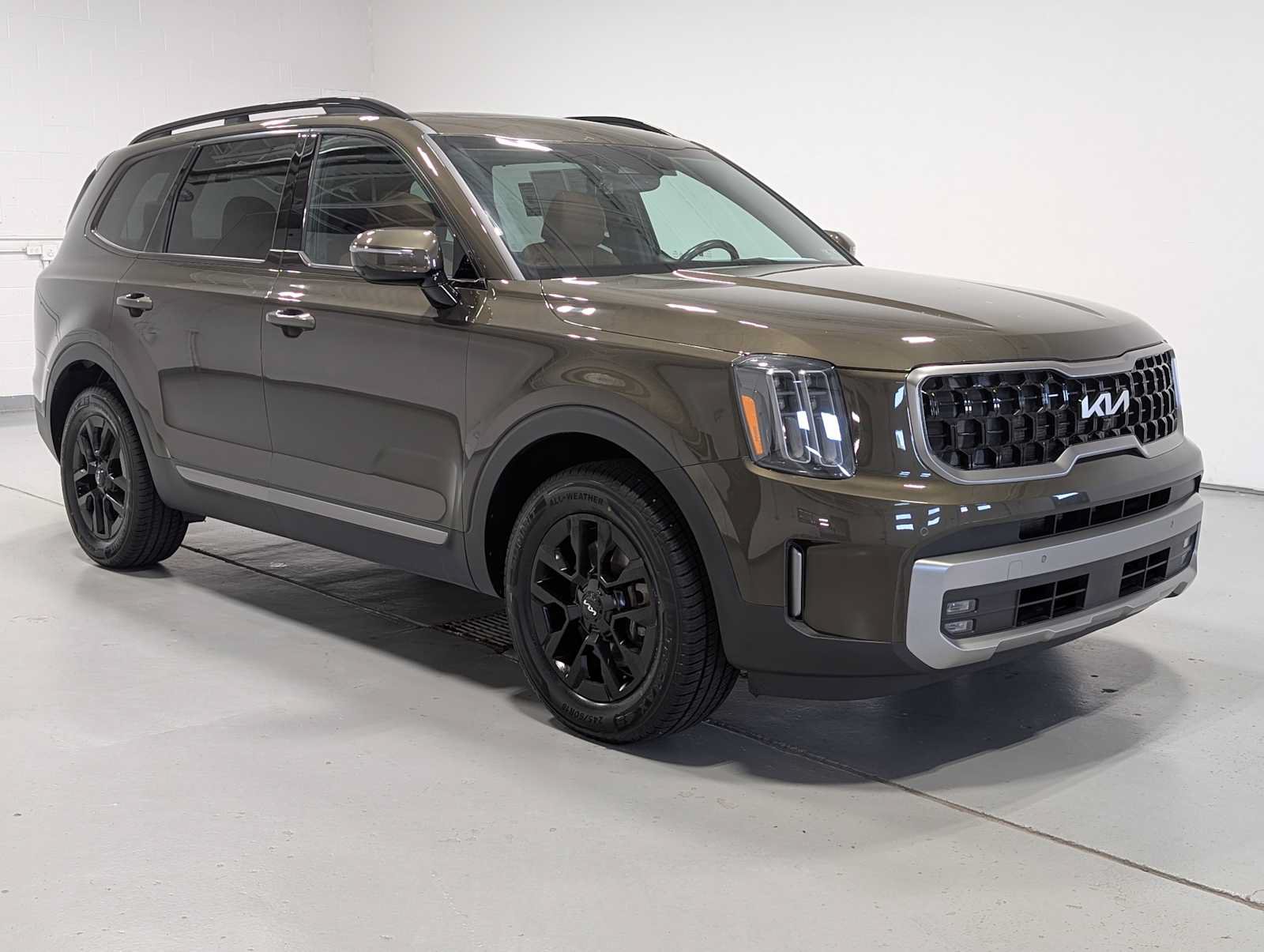 Certified 2023 Kia Telluride SX X-Pro AWD/4WD image 6